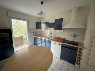  Appartement � louer 5 pi�ces 120 m�