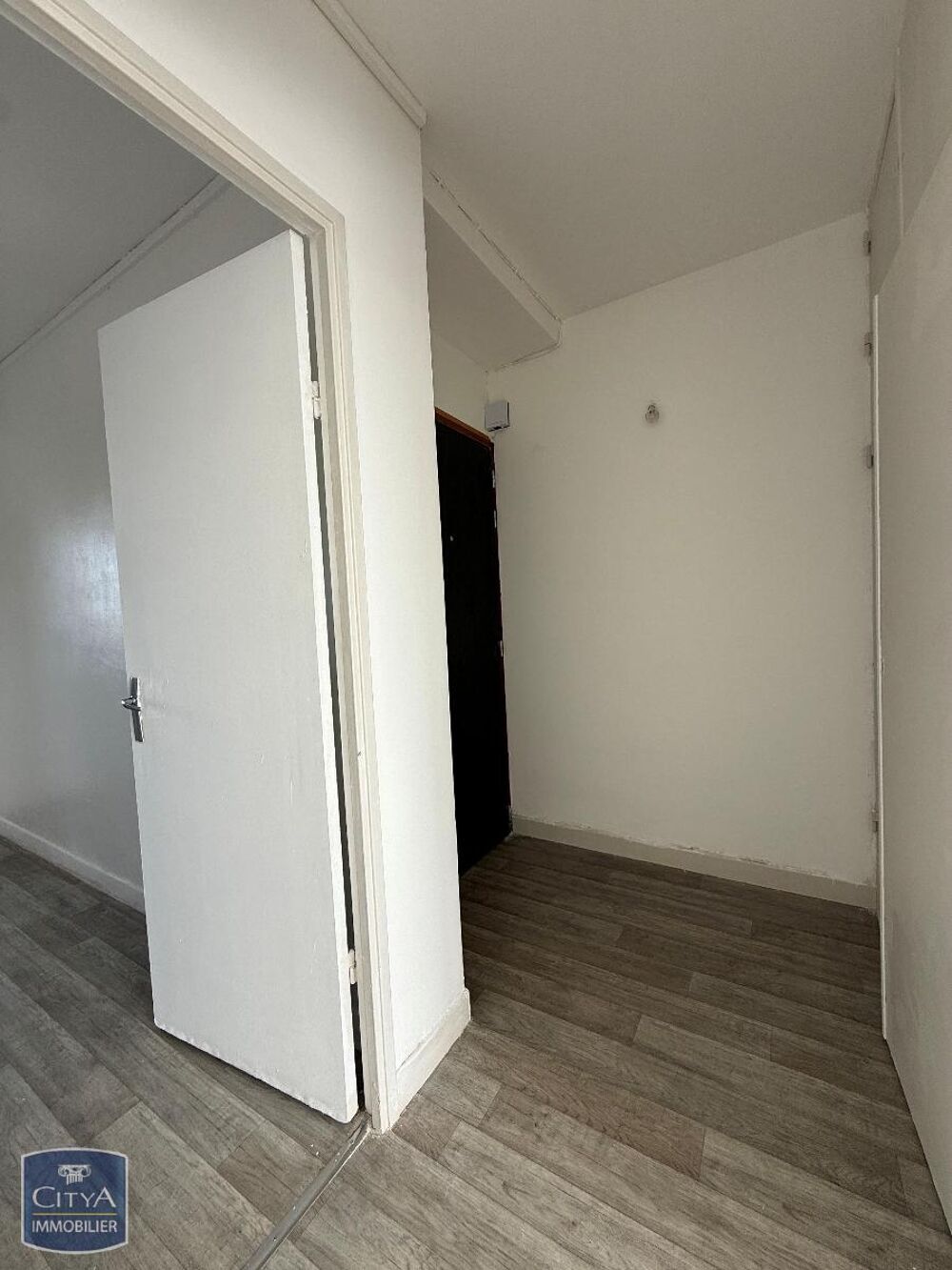 location Appartement - 4 pièce(s) - 80 m² Beaune (21200)