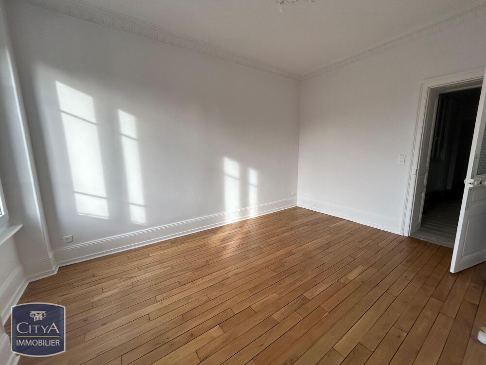 À LOUER : Appartement rénové T3 situé à Belfort, dans un....