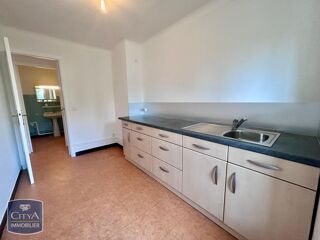  Appartement à louer 2 pièces 65 m²