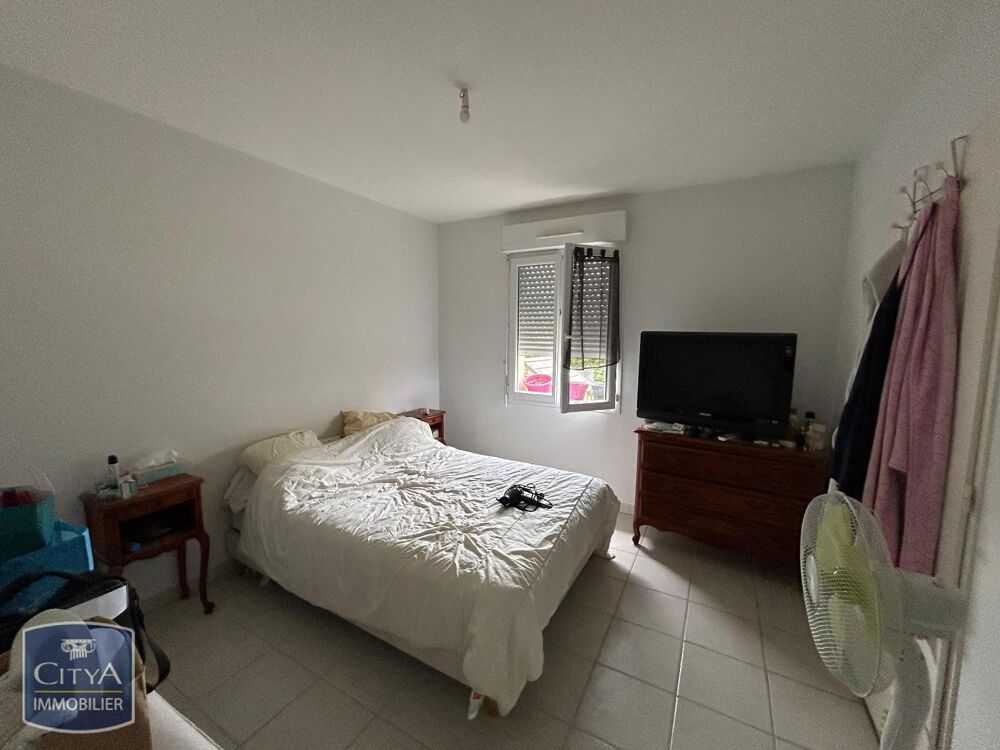 MAISON RECENTE 5 PIECES 120 M² - AVEC GARAGE ET JARDIN -....