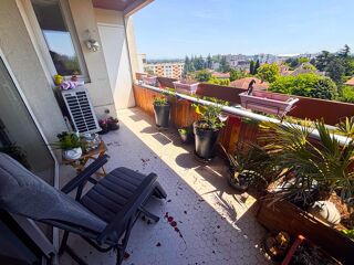  Appartement à louer 2 pièces 57 m²