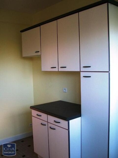  Appartement � louer 4 pi�ces 76 m�