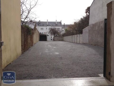  Parking / Garage  louer 