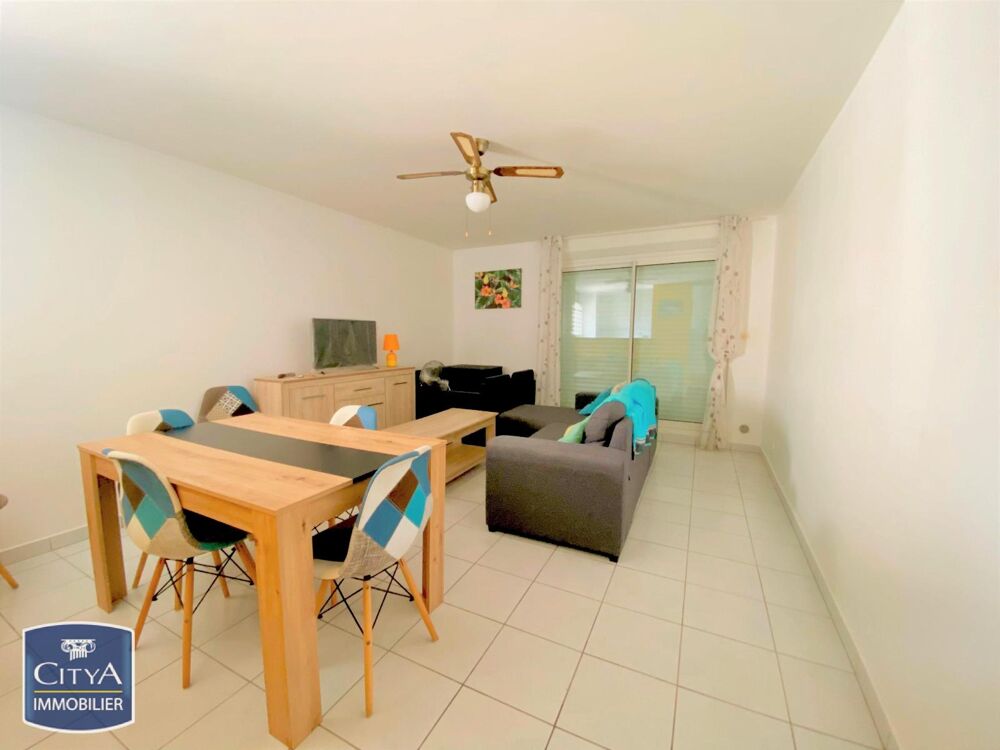 location Appartement - 2 pièce(s) - 48 m² Sainte-Suzanne (97441)
