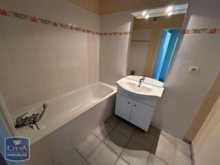  Appartement à louer 2 pièces 48 m²