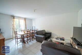  Maison à louer 4 pièces 81 m²