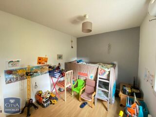  Appartement à louer 3 pièces 61 m²
