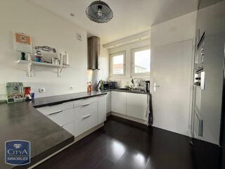  Appartement � louer 3 pi�ces 81 m�