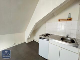  Appartement à louer 3 pièces 32 m²