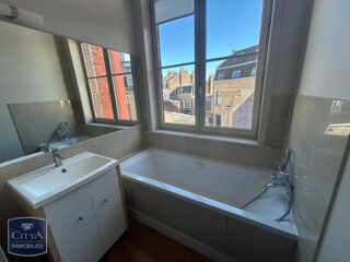  Appartement � louer 5 pi�ces 164 m�