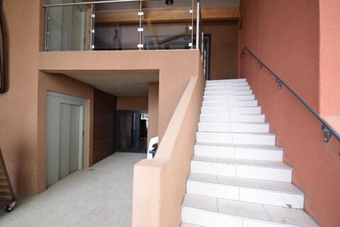   Location / Local Commercial - 58 m² 