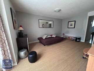  Appartement à louer 1 pièce 34 m²