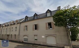  Appartement à louer 4 pièces 83 m²