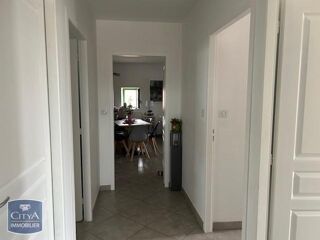  Appartement à louer 4 pièces 86 m²