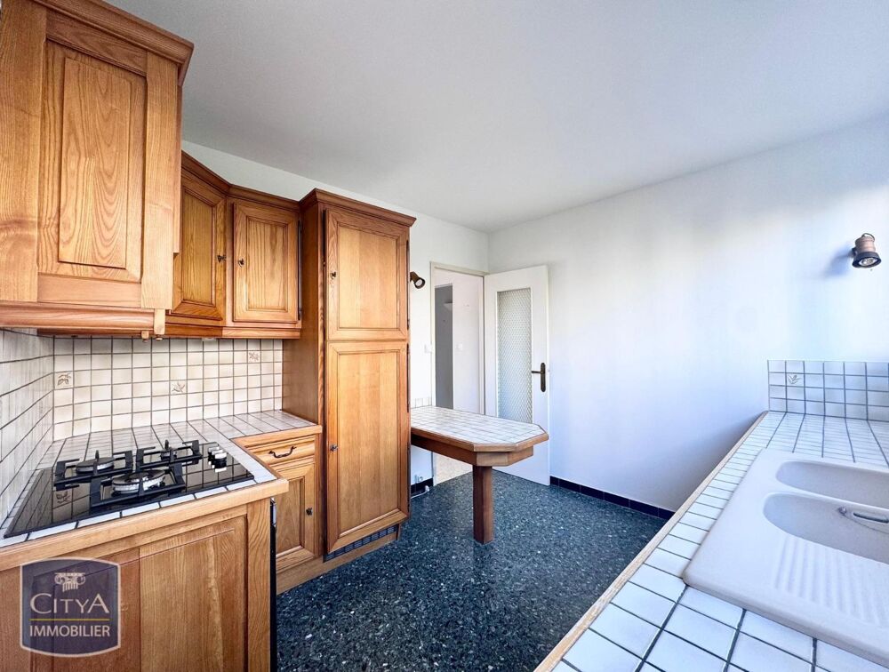 À LOUER : Appartement T3 à Nîmes, situé dans le quartier....