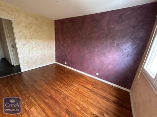 Appartement à louer 3 pièces 65 m²