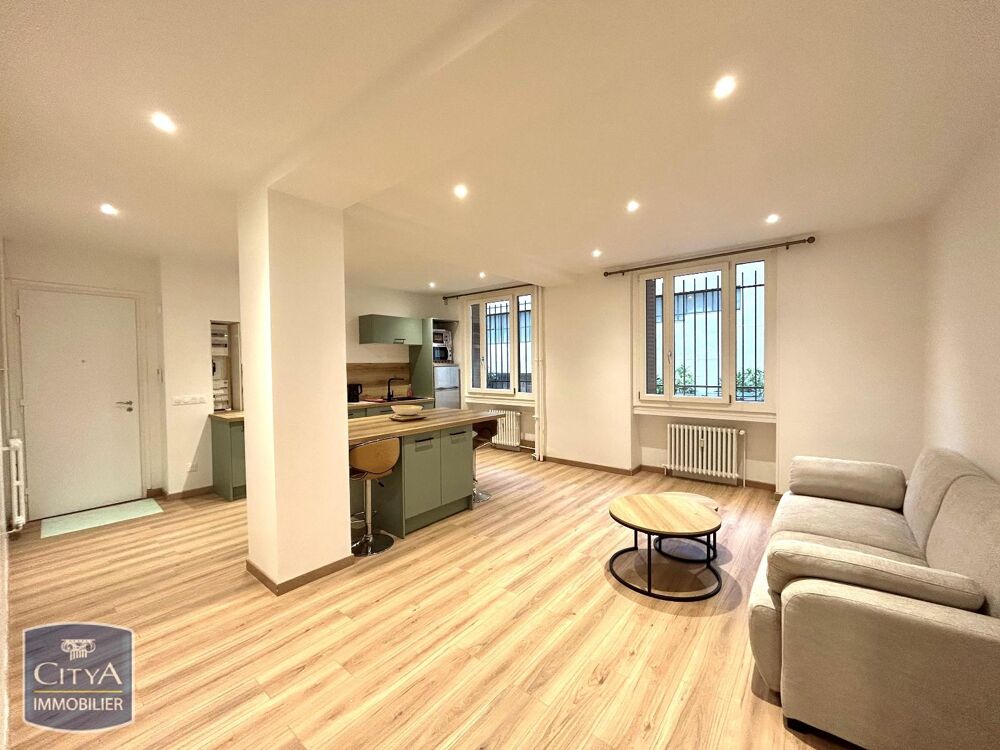 À LOUER A ST ETIENNE : Appartement traversant T3 MEUBLE ....