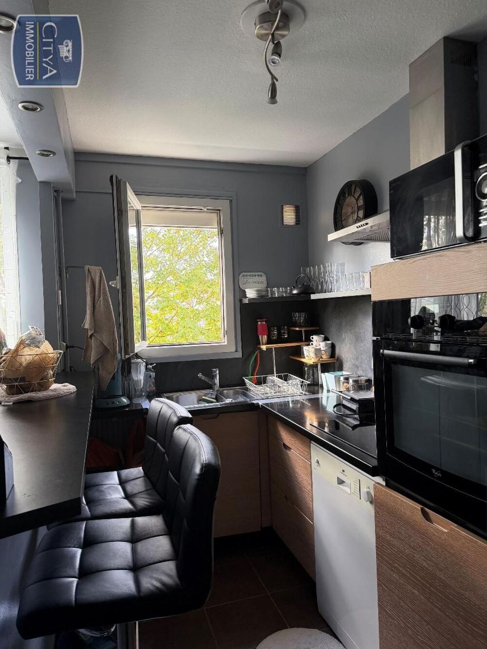 location Appartement - 3 pièce(s) - 58 m² Dijon (21000)