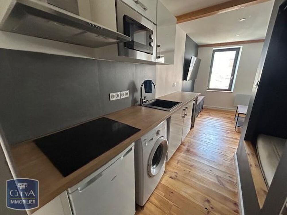 À LOUER POUR SEPTEMBRE : Appartement T1Bis situé à Pamie....