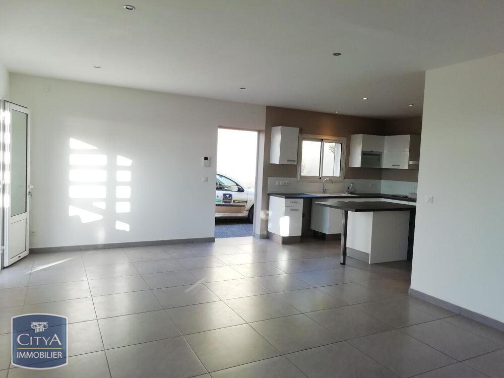 location Maison - 4 pièce(s) - 88 m² Les Avirons (97425)