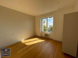  Appartement à louer 3 pièces 59 m²