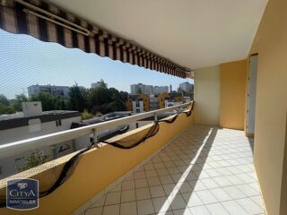  Appartement � louer 2 pi�ces 57 m�