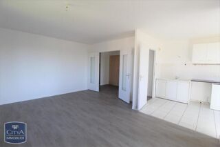 location Appartement - 3 pièce(s) - 63 m² Lucé (28110)