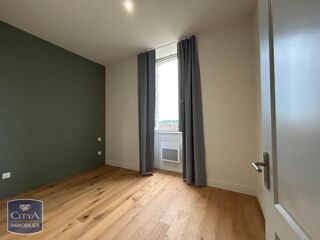  Appartement à louer 2 pièces 37 m²