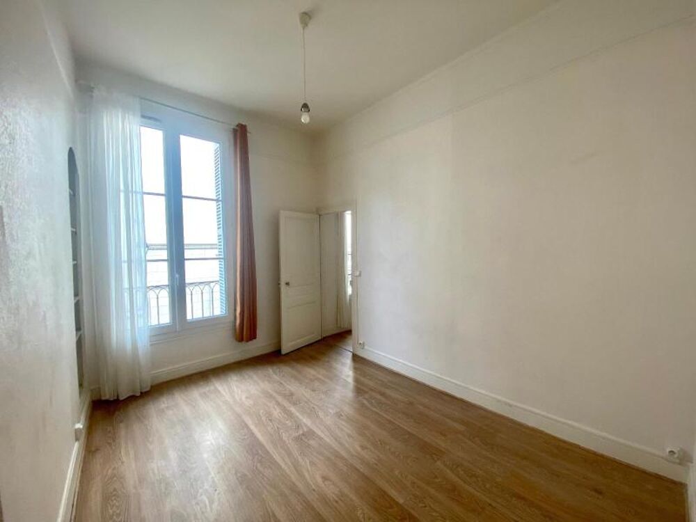 Halles - À louer : Charmant appartement T3 situé en plei....