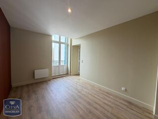  Appartement à louer 2 pièces 46 m²