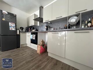  Appartement à louer 4 pièces 95 m²