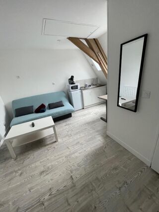  Appartement à louer 1 pièce 17 m²