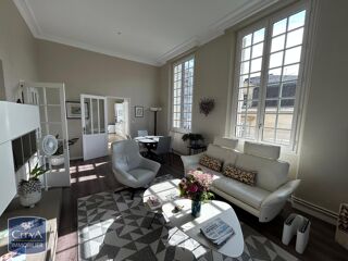  Appartement à louer 3 pièces 87 m²