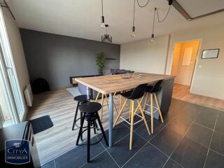  Appartement à louer 3 pièces 60 m²