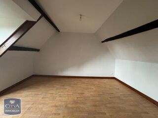  Appartement à louer 2 pièces 33 m²