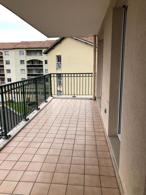  Appartement � louer 3 pi�ces 83 m�