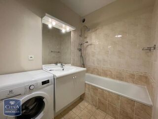  Appartement à louer 3 pièces 71 m²