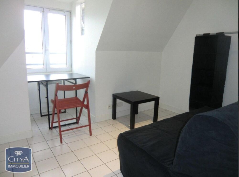 GRENOBLE - Proche GARE À LOUER : Ce bien immobilier se t....