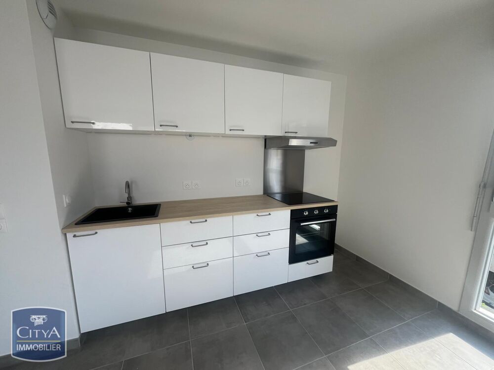 location Appartement - 3 pièce(s) - 64 m² Nimes (30900)