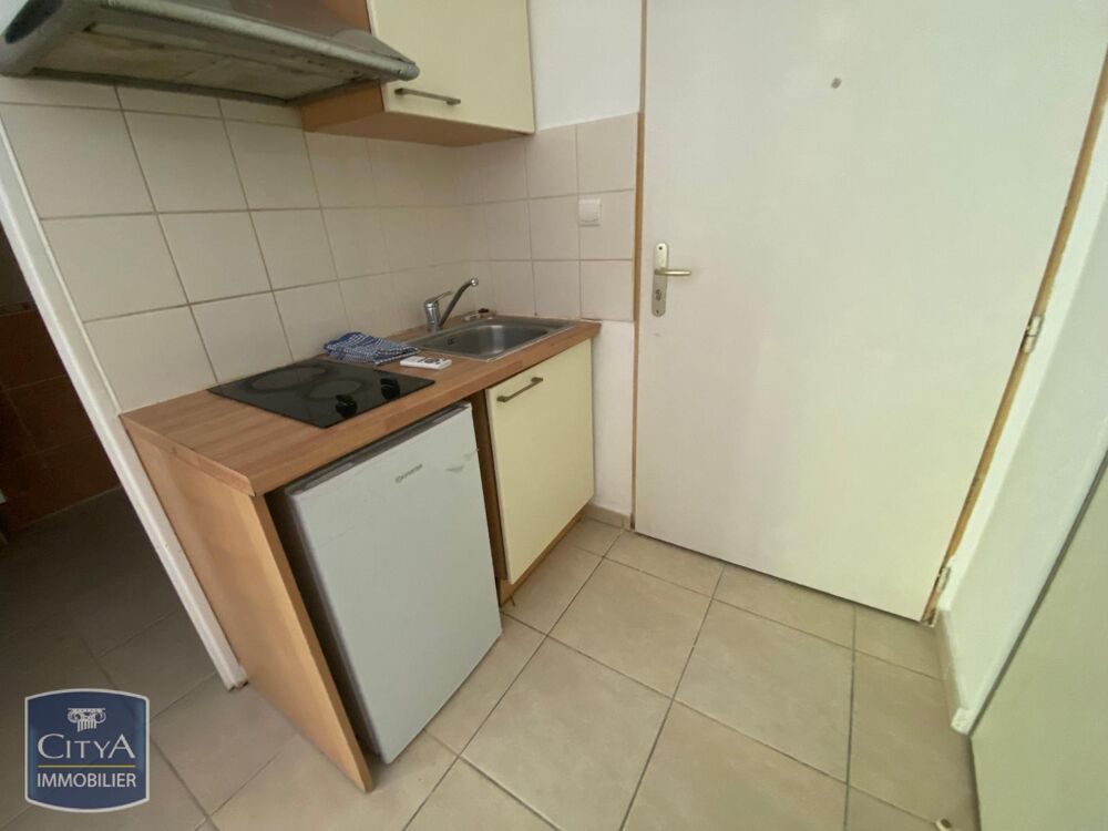 location Appartement - 1 pièce(s) - 25 m² Saint-Denis (97400)