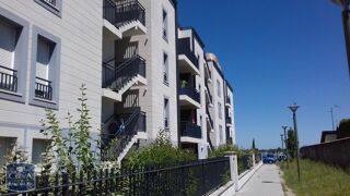  Appartement à louer 2 pièces 43 m²