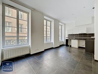  Appartement à louer 3 pièces 56 m²