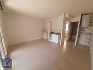  Appartement à louer 1 pièce 31 m²