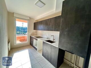  Appartement à louer 3 pièces 61 m²