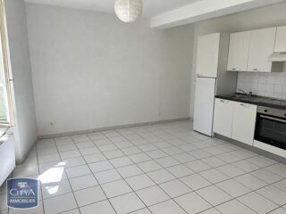  Appartement à louer 3 pièces 57 m²
