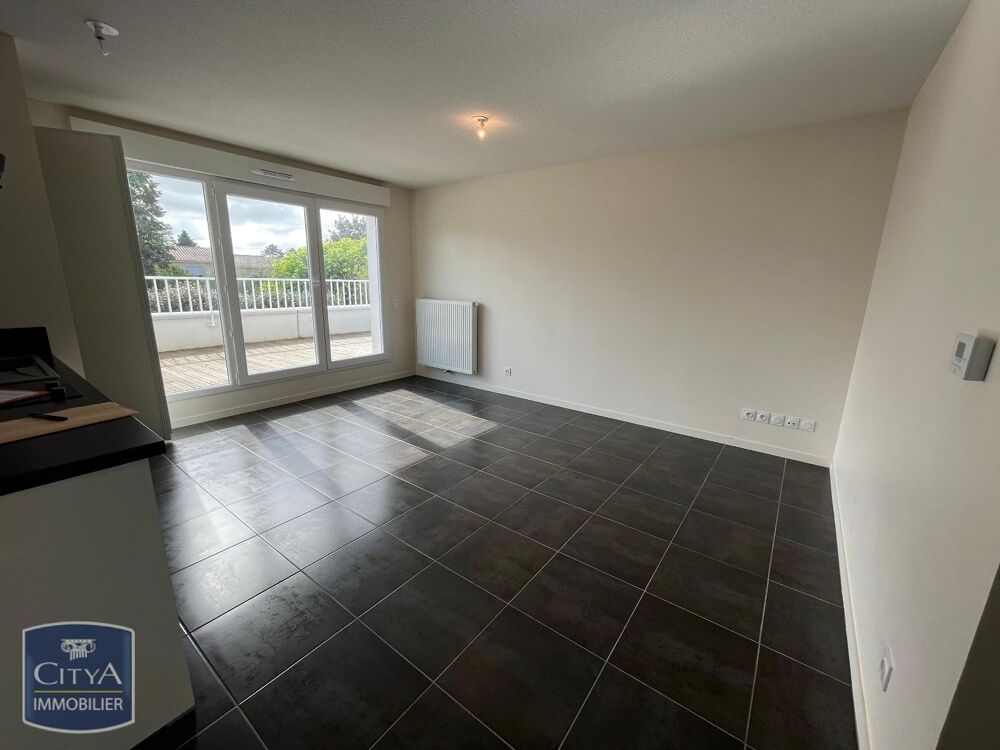 location Appartement - 2 pièce(s) - 46 m² Saint-Médard-en-Jalles (33160)