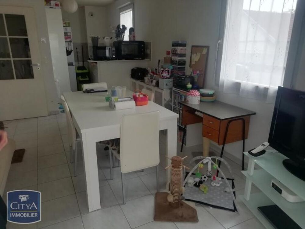 À LOUER : Découvrez ce charmant appartement récent de ty....