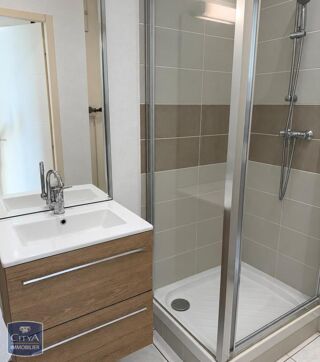  Appartement à louer 1 pièce 30 m²