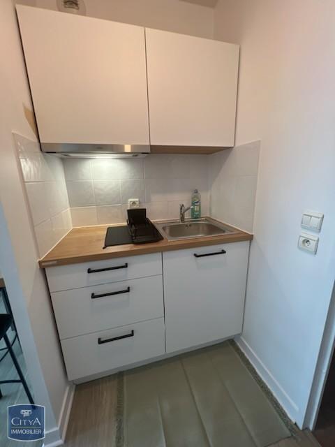  Appartement � louer 1 pi�ce 27 m�